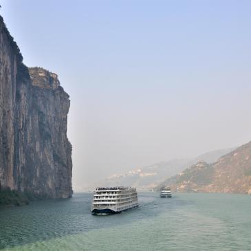 What to pack when cruising on the Yangtze River?